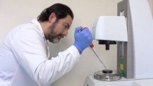 Universidad de Talca adquiere equipo único para investigación de biomateriales